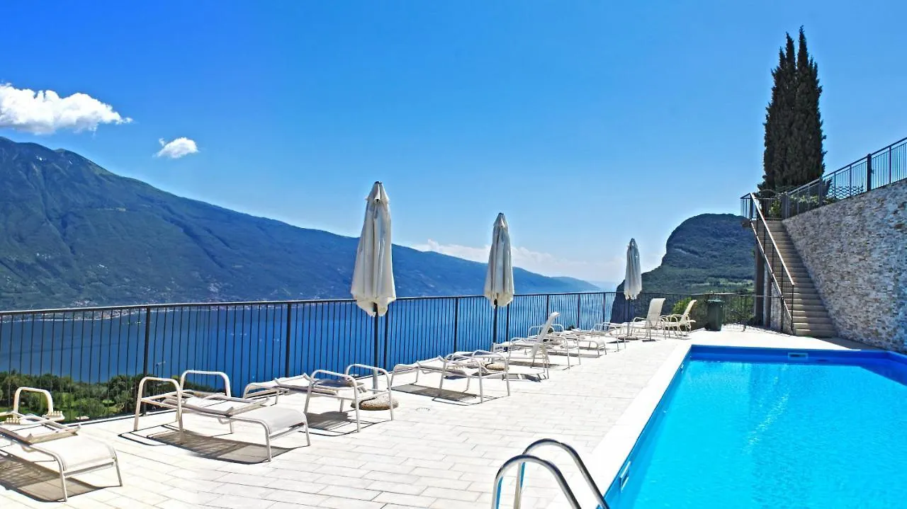 La Quiete 08 lake view Apartment By Garda Domus Mea Tremosine Italia